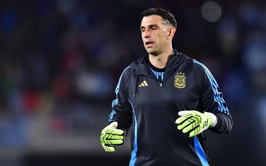 拉菲尼亚的王者归来：巴萨的定海神针与欧冠梦想