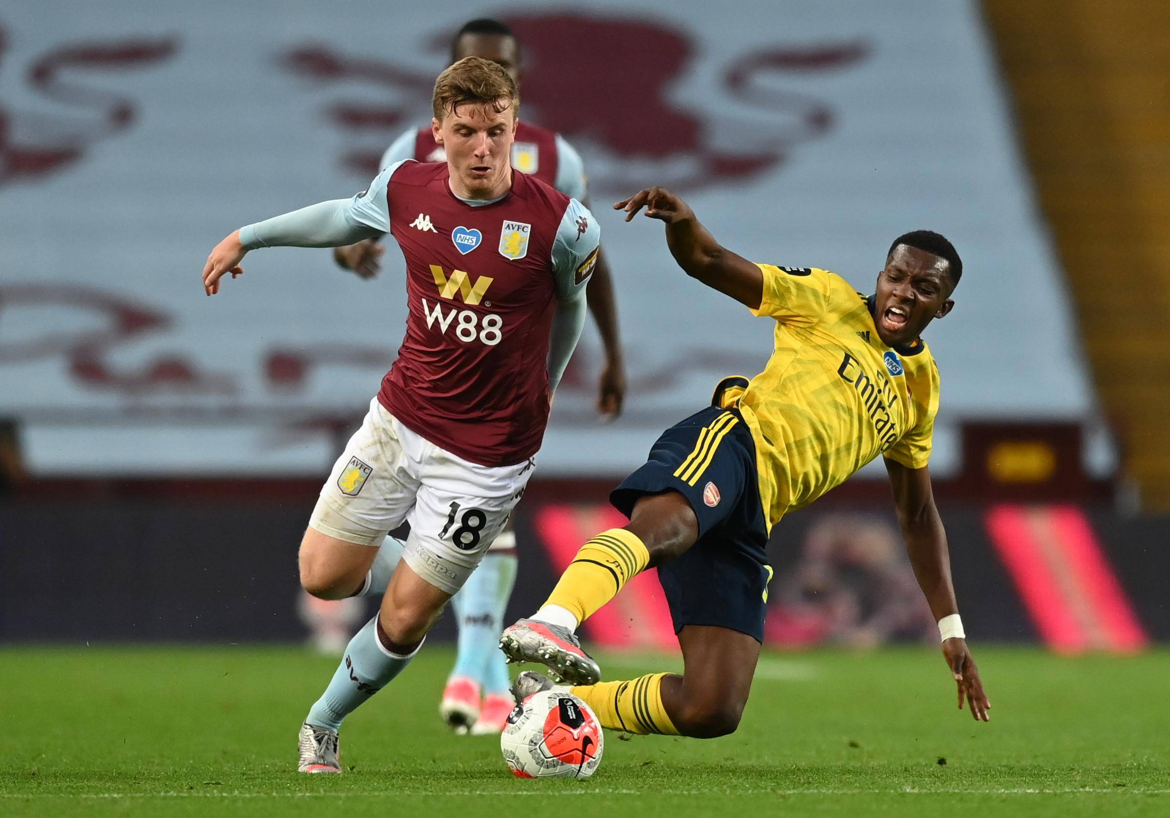 火箭年轻球员成长迅速，赛季表现亮眼