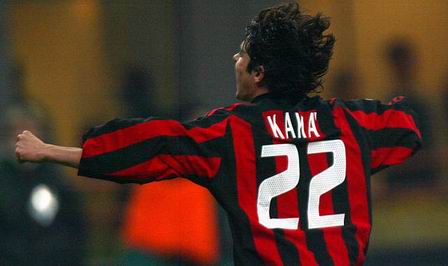 球员：你敢信？我都没看球门