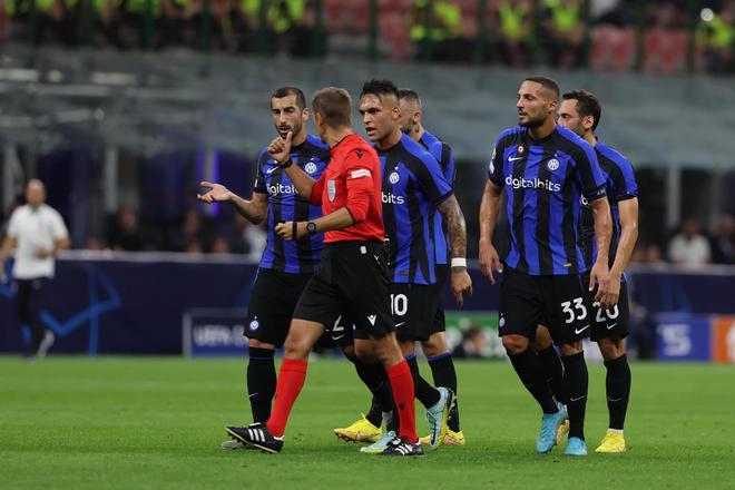 纳瓦罗预感哈兰德会复制姆巴佩的历程，“小蜘蛛”要加强核心力量