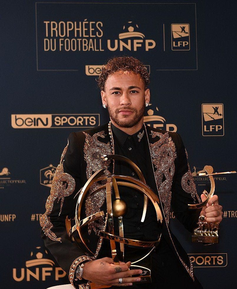 斯基拉：曼奇尼已与萨德签约1+2年，续约后年薪800万欧